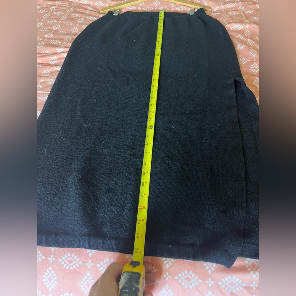 St. John Basics Black Maxi Skirt with Back Slit Santana Knit Wool Blend 14 - Picture 4 of 5